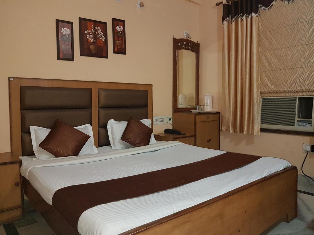 אגרה Hotel Jannat מראה חיצוני תמונה